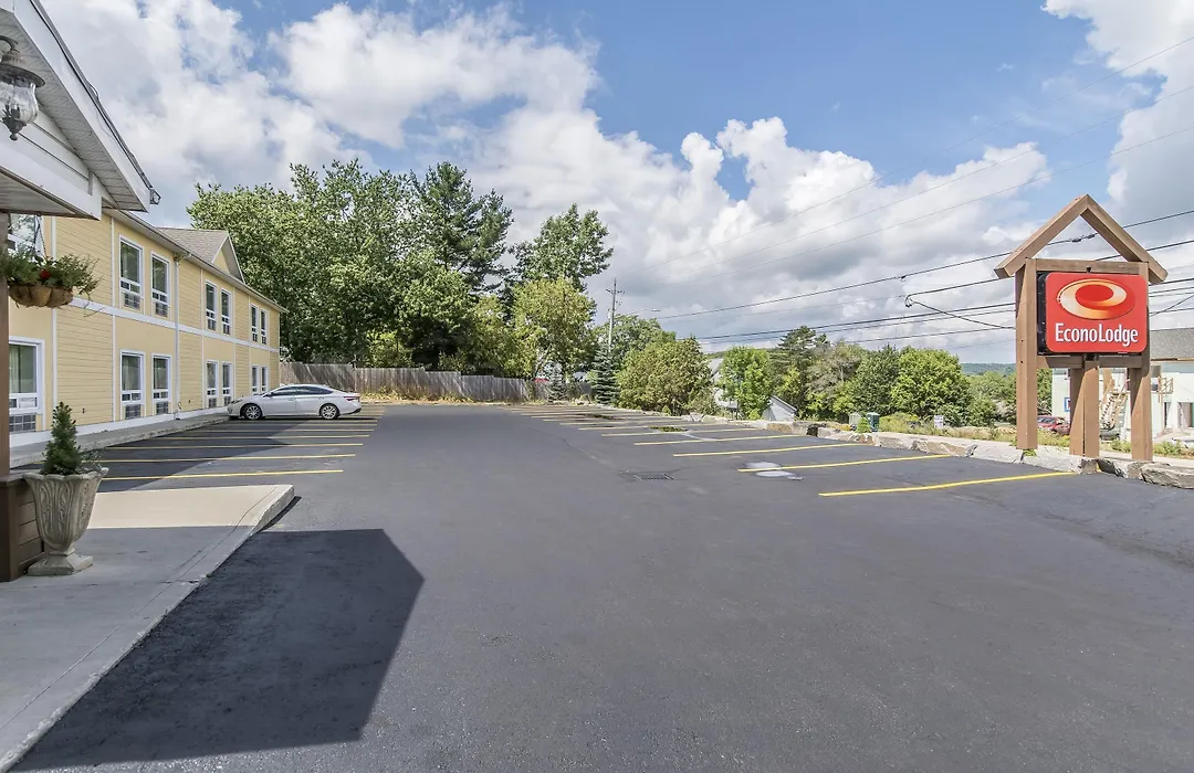 Econolodge Huntsville-1