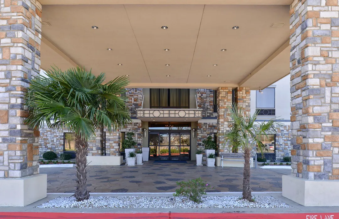 Holiday Inn Express Hotel & Suites Dallas South - Desoto By Ihg-1