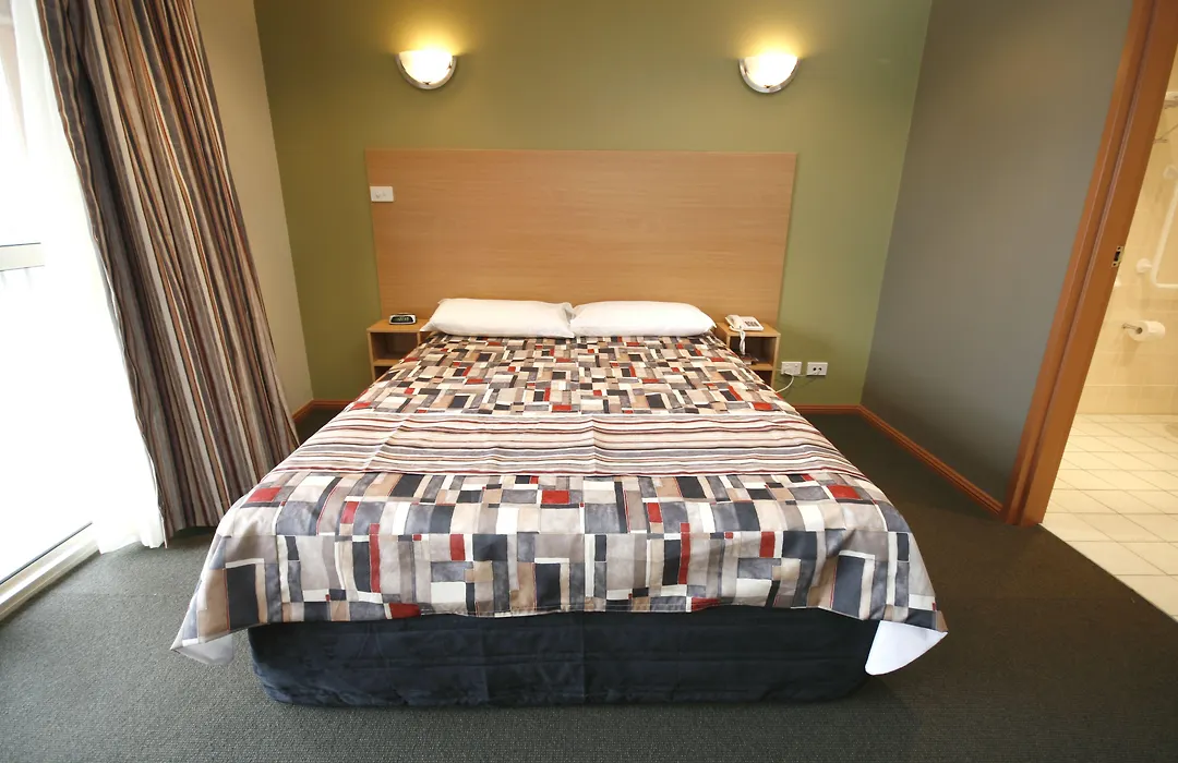 Forbes Victoria Inn-1