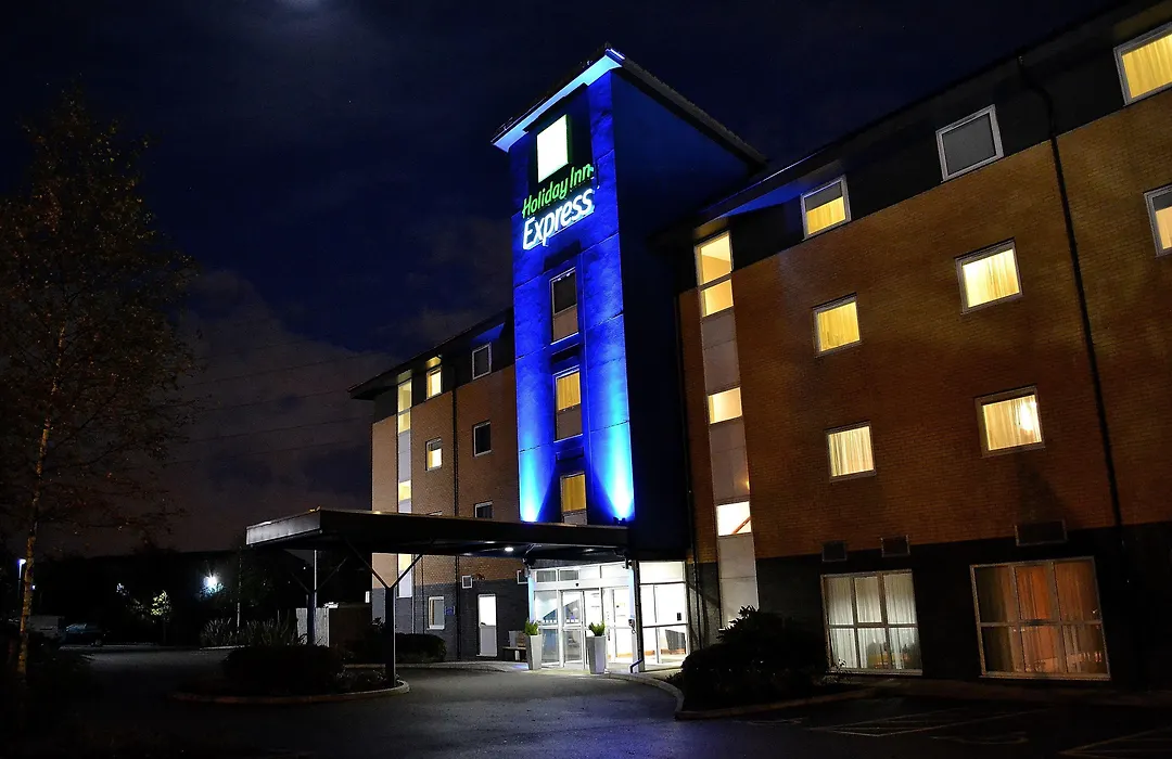 Holiday Inn Express Birmingham Star City By Ihg-1