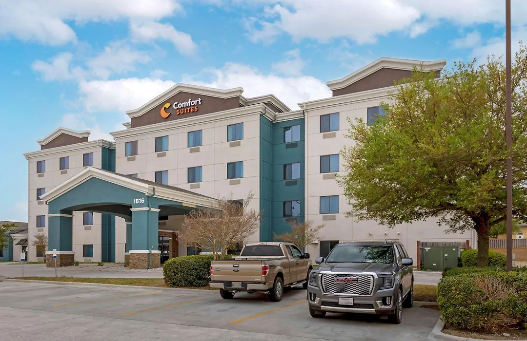 Comfort Suites-1