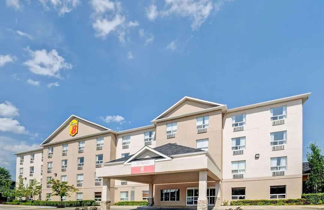 Super 8 By Wyndham Barrie South-1