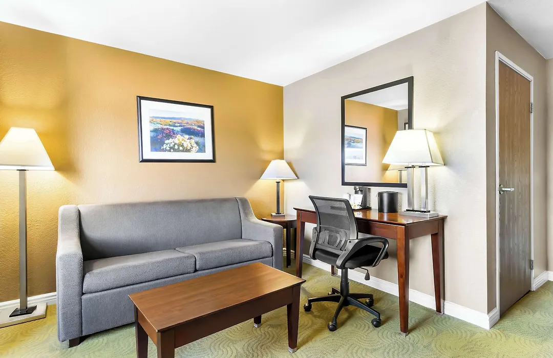 Best Western California City Inn & Suites-1