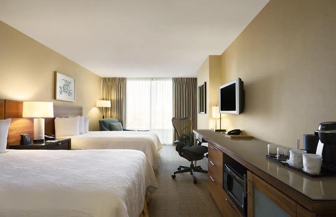 Hilton Garden Inn Baltimore Inner Harbor-1