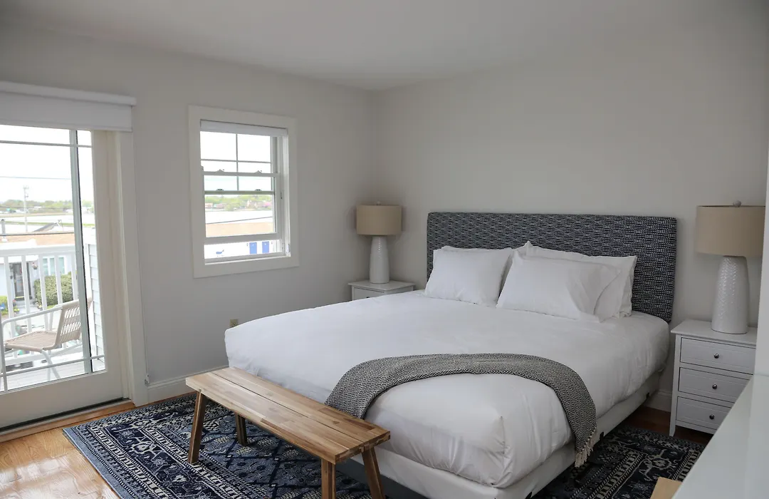 The Sea Breeze Inn-1