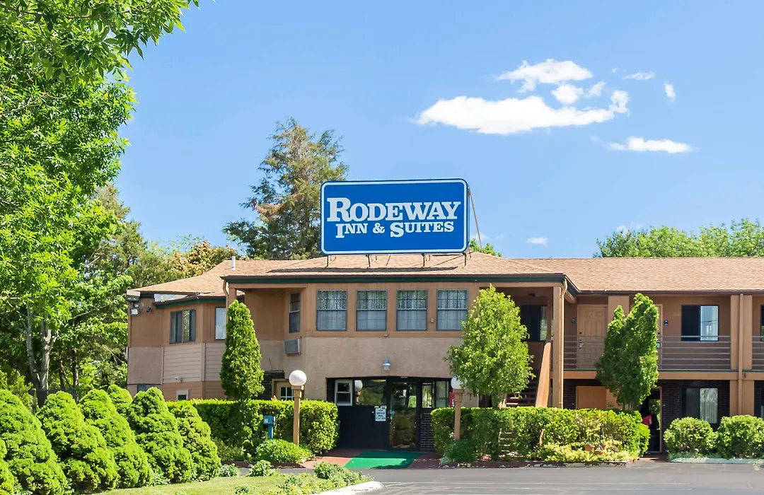 Rodeway Inn & Suites Branford - Guilford-1