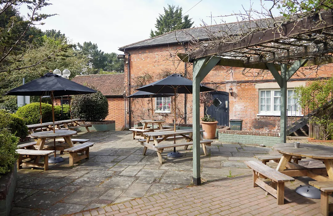 Kings Arms Hotel By Greene King Inns-1