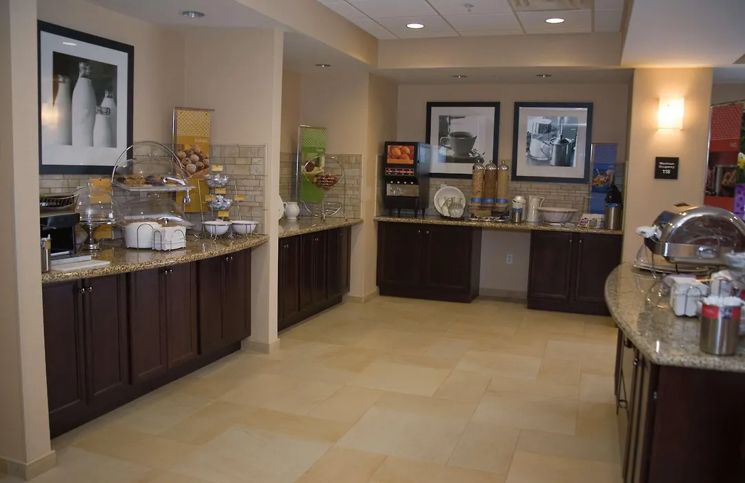 Hampton Inn Watertown-1