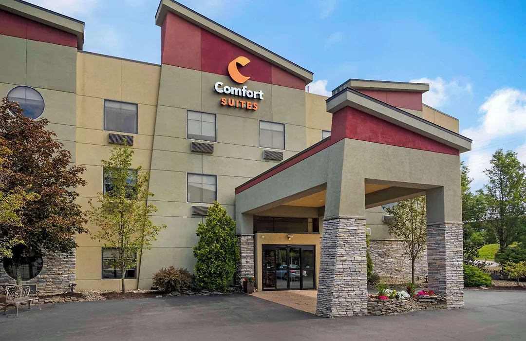 Comfort Suites Monaca-1