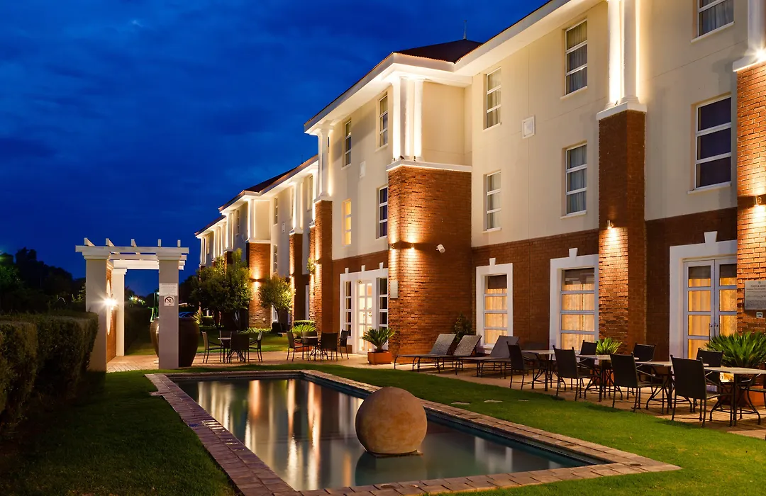 Protea Hotel By Marriott Mahikeng-1