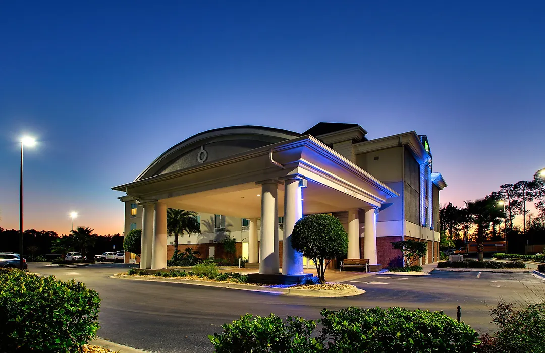 Holiday Inn Express & Suites Jacksonville North-Fernandina By Ihg-1