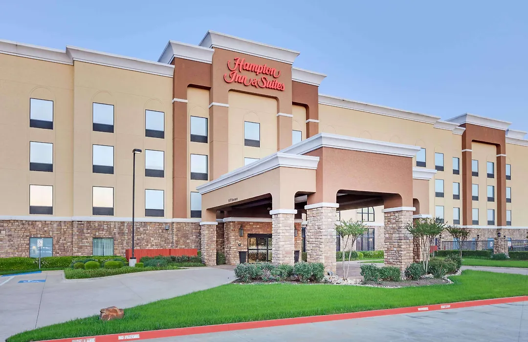 Hampton Inn & Suites Dallas-Arlington-South-1