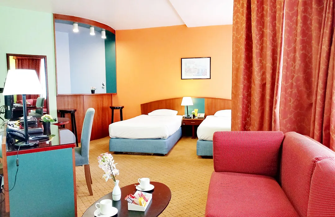 Al Diar Dana Hotel-1