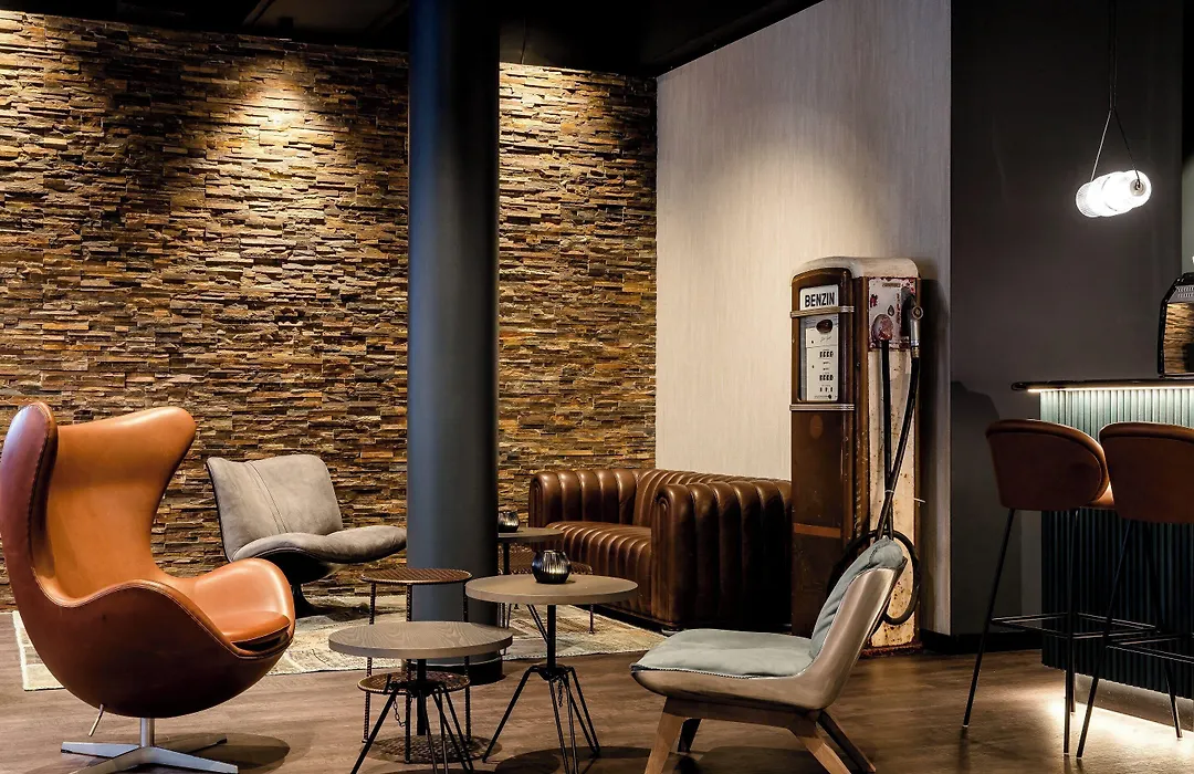 Motel One Frankfurt-East Side-1