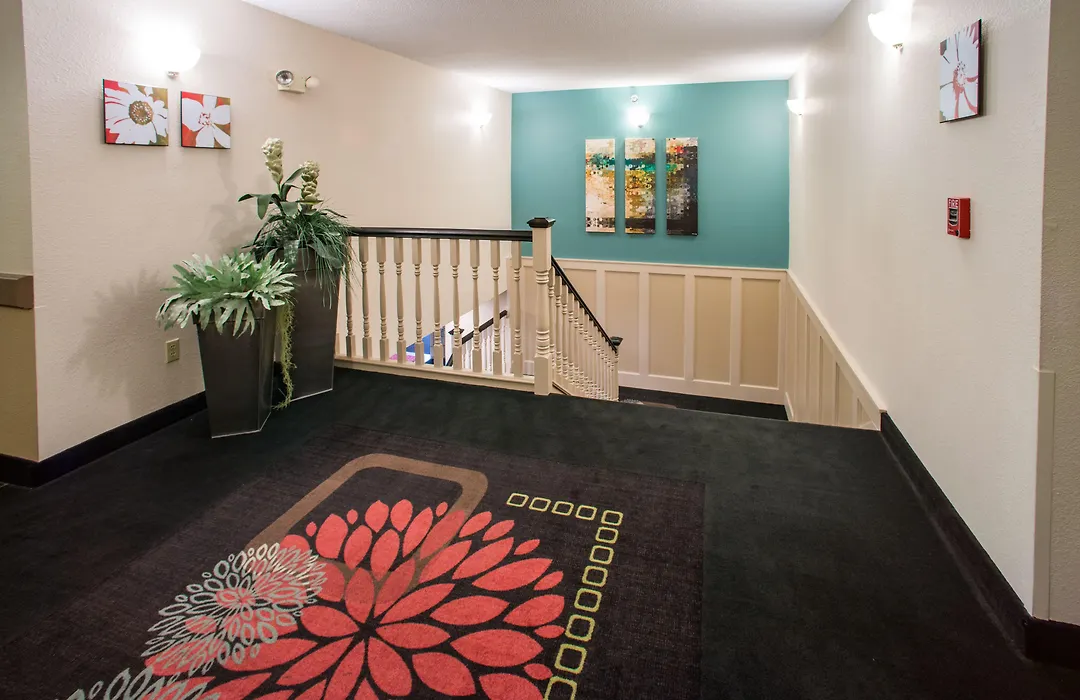 Northfield Inn Suites And Conference Center-1