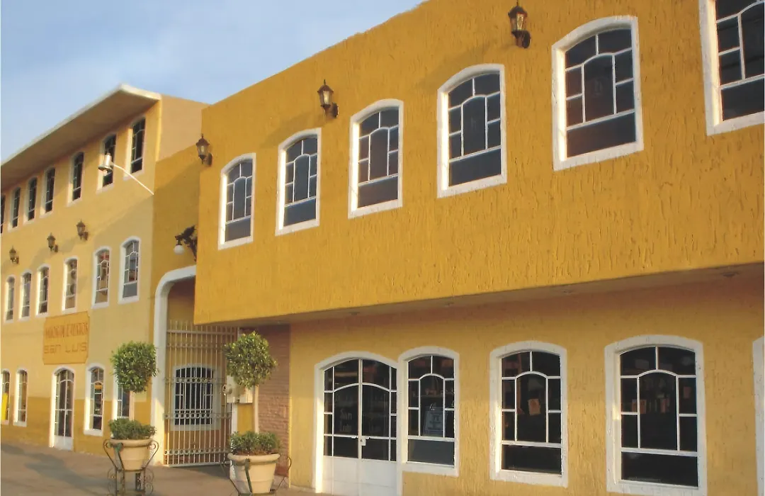Hotel San Luis-1