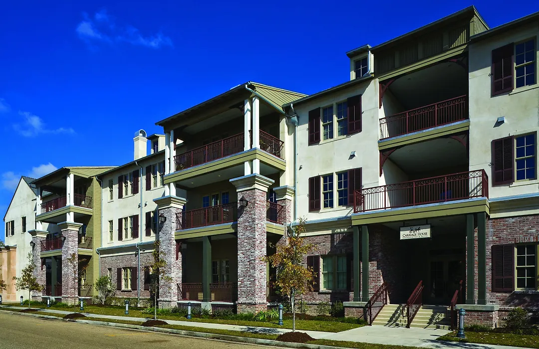 Carriage House Hotel-1