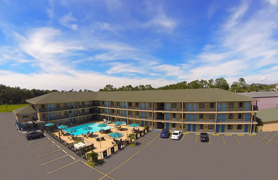 Seasons Florida Resort-1