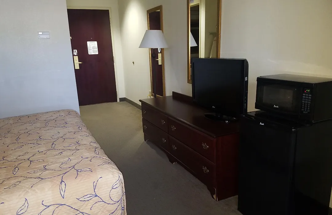 Hometown Hotel-1