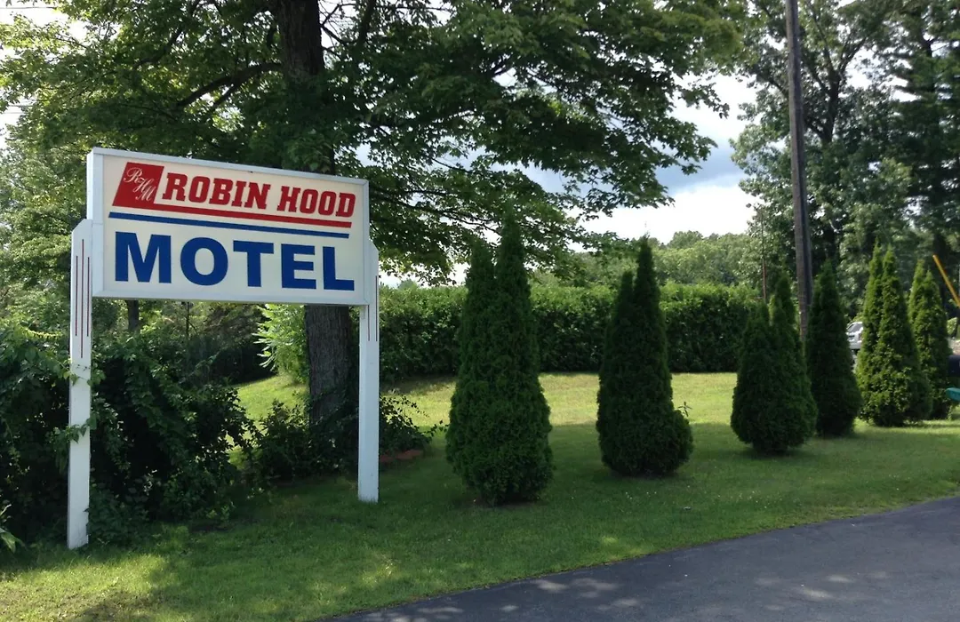 Robin Hood Motel-1