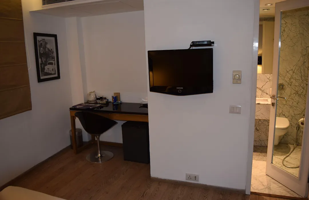 Hotel Palace Heights-1