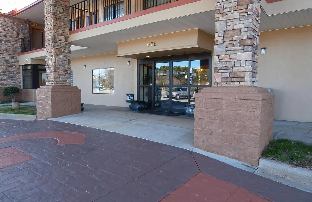Americas Best Value Inn & Suites-Griffin-1
