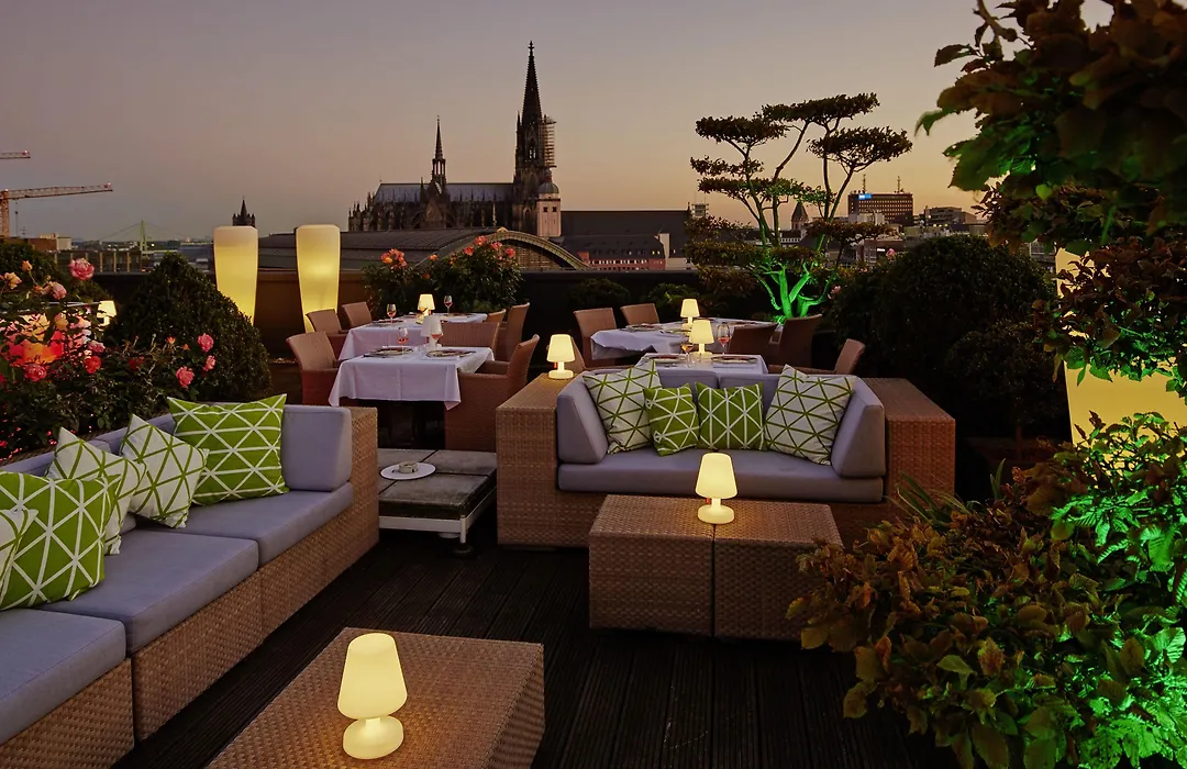 Savoy Hotel-1