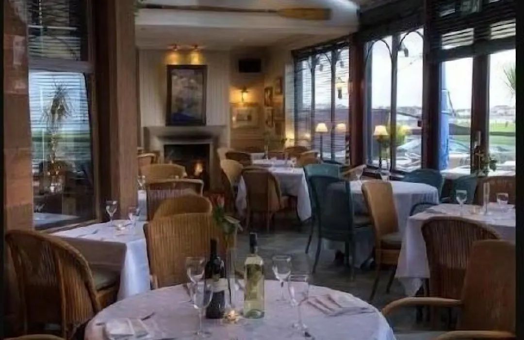 Lauriston Hotel-1