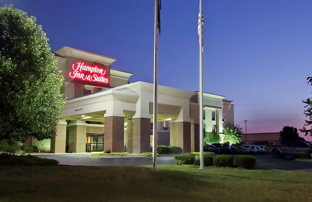 Hampton Inn & Suites Murray-1