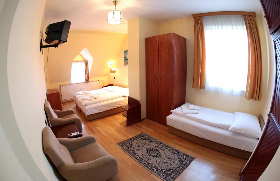 Hotel Bara Junior-1