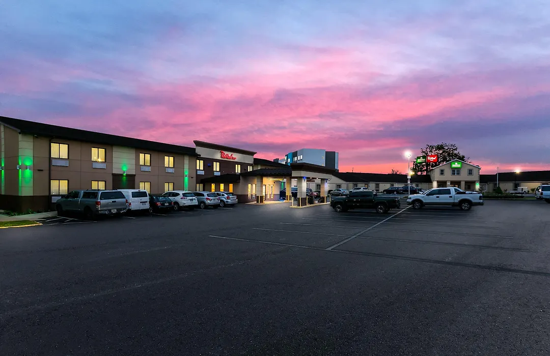 Hometowne Studios By Red Roof Denver - Lancaster County-1