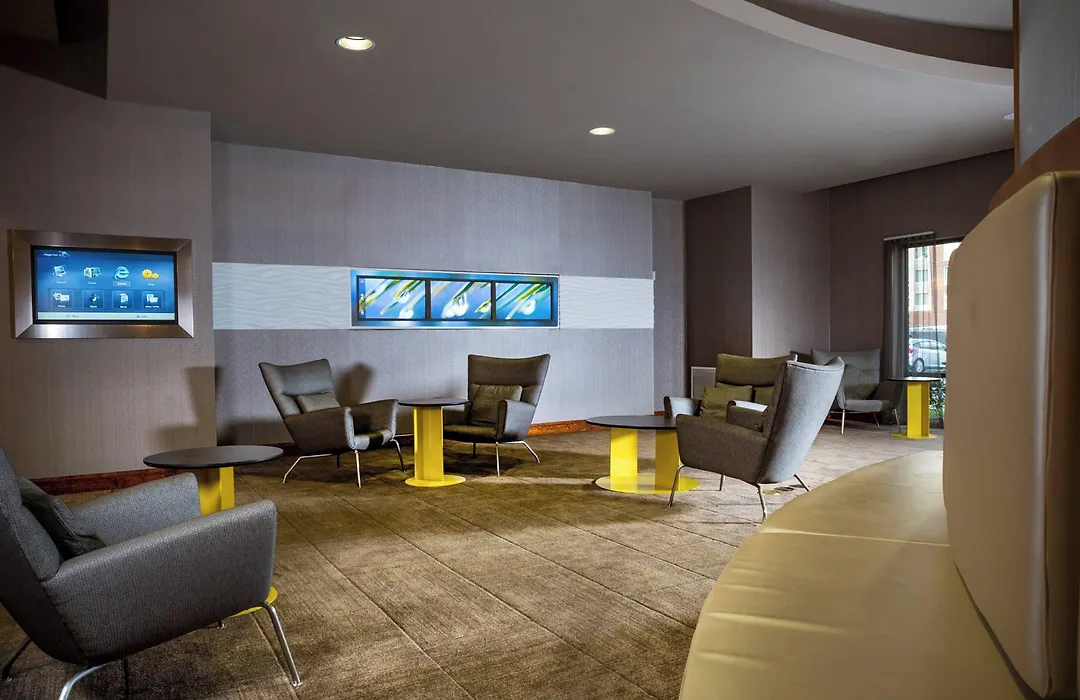 Springhill Suites Hampton-1