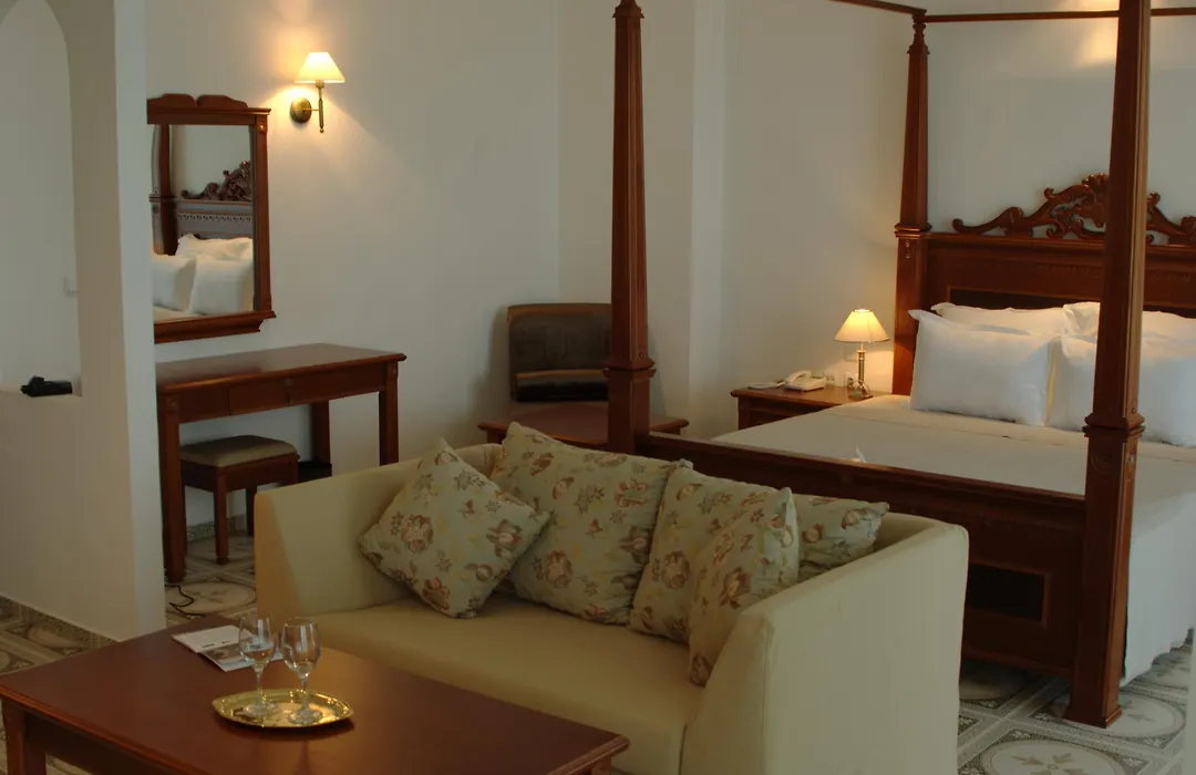 The Cliff Beach Apartments-1
