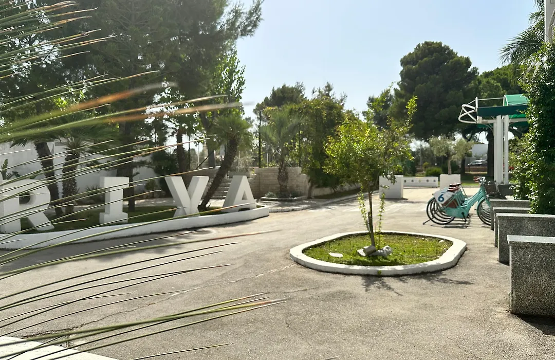 Hotel Riva Del Sole-1