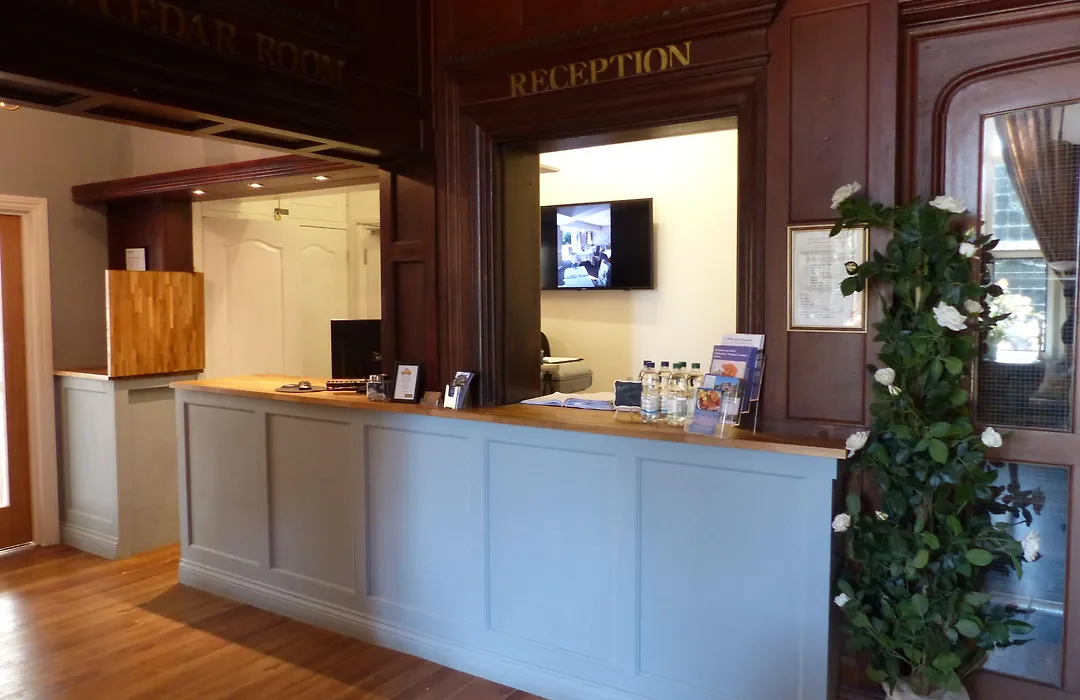 Farnham House Hotel-1