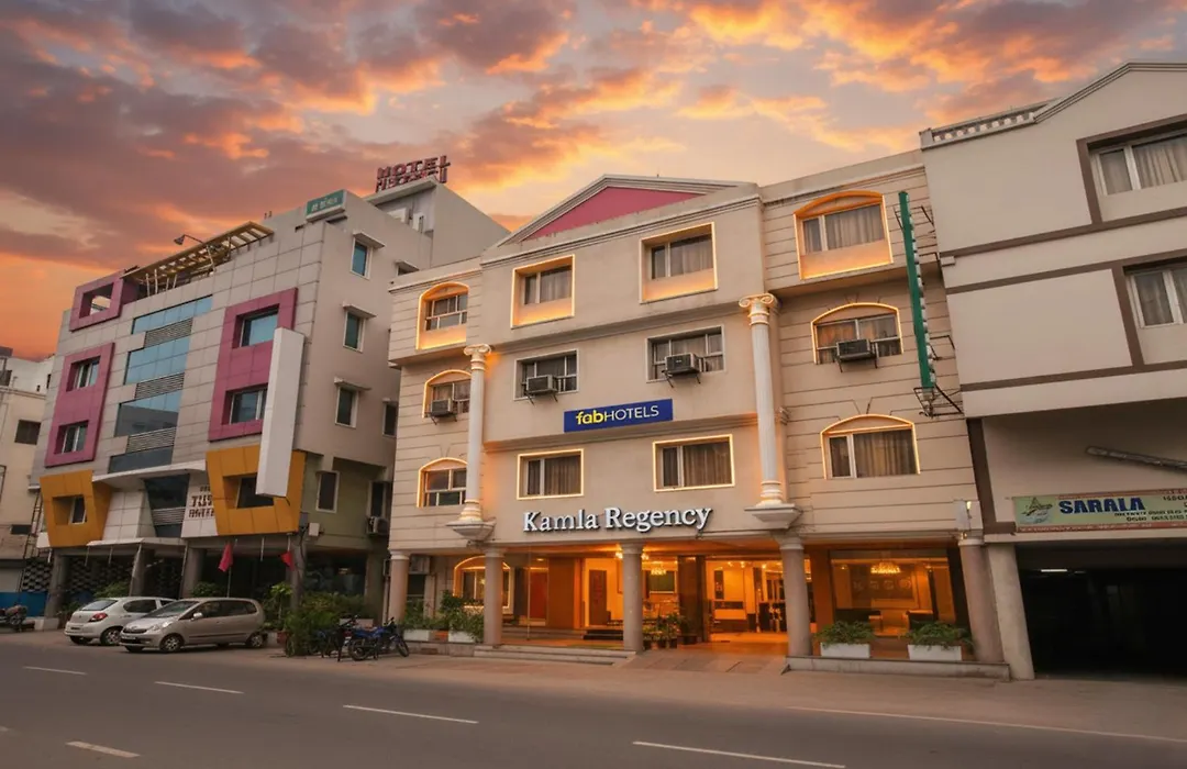 Fabhotel Kamla Regency - Rani Kamlapati Station-1
