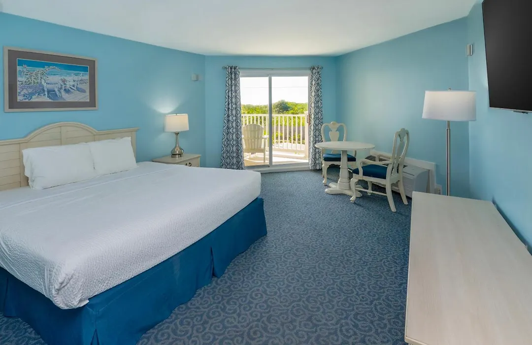 Drifting Sands Oceanfront Hotel-1