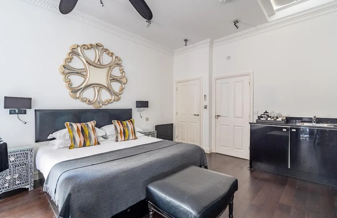 Strozzi Palace Suites By Mansley-1
