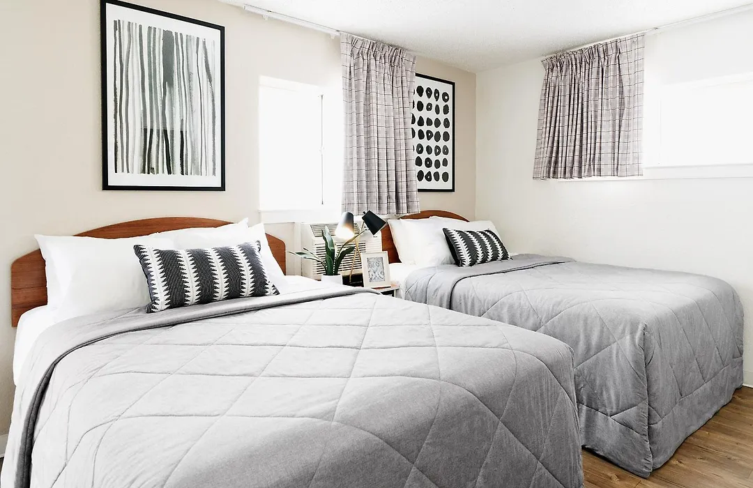 Intown Suites Extended Stay Pittsburgh Pa-1