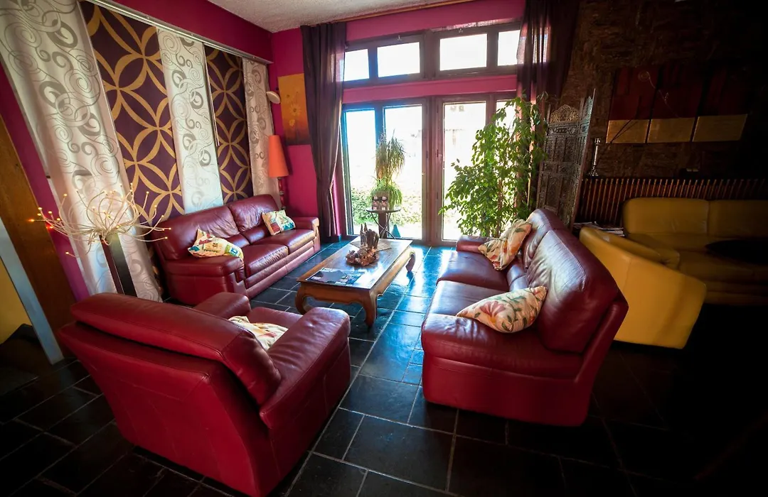 Le Grand Hotel De Besse-1