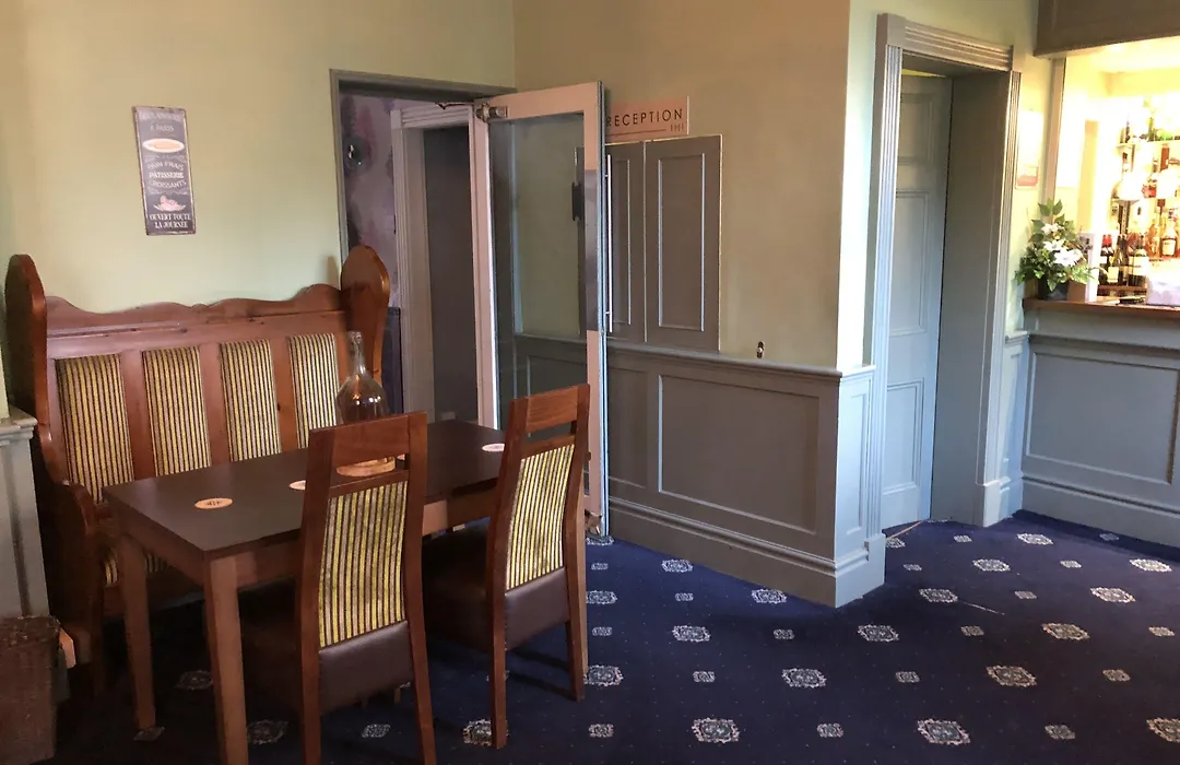 Hickman Hill Hotel-1