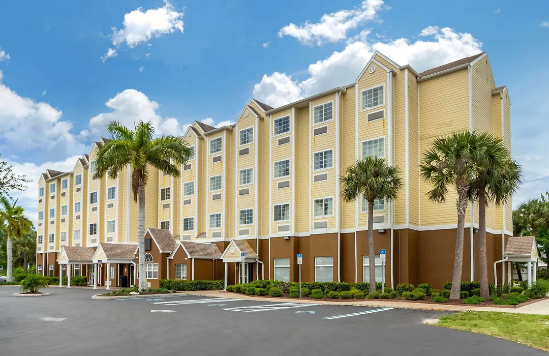 Quality Inn & Suites Lehigh Acres Fort Myers-1