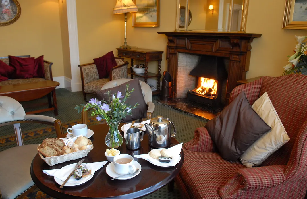 Londonderry Arms Hotel-1