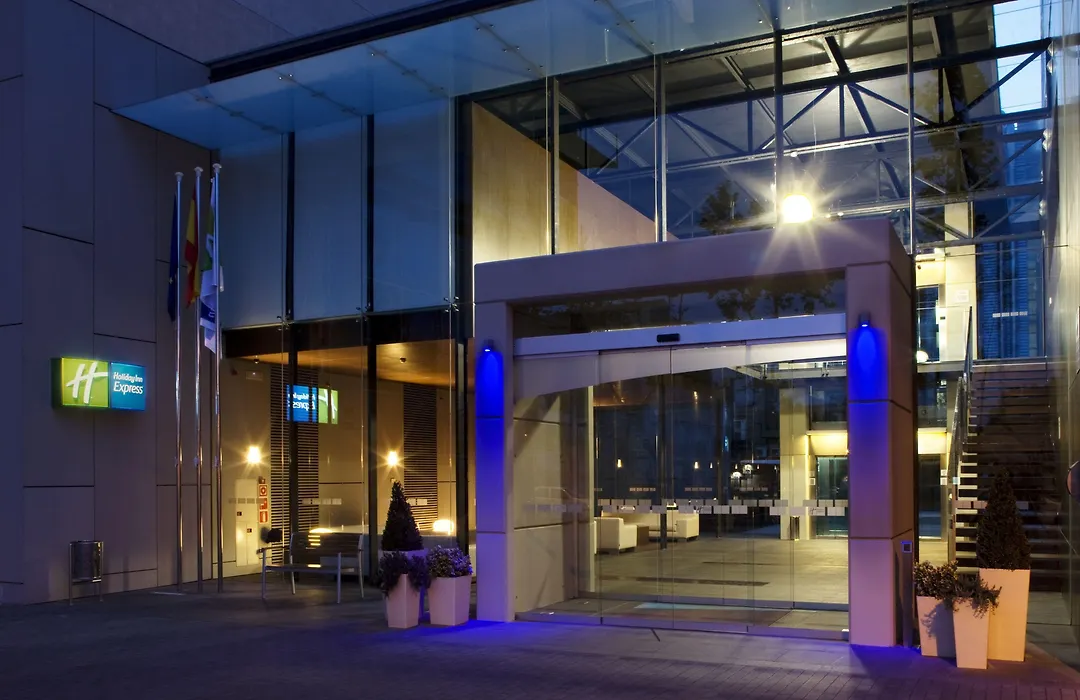 Holiday Inn Express Barcelona City 22@ By Ihg-1