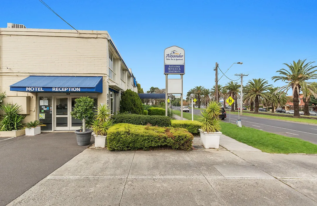 Alexander Motor Inn-1