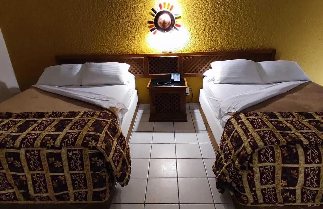 Hotel Mision Santa Maria-1