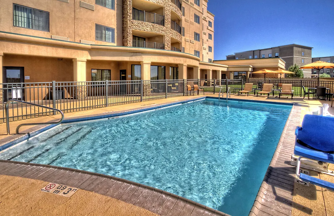 Courtyard By Marriott Midland-1
