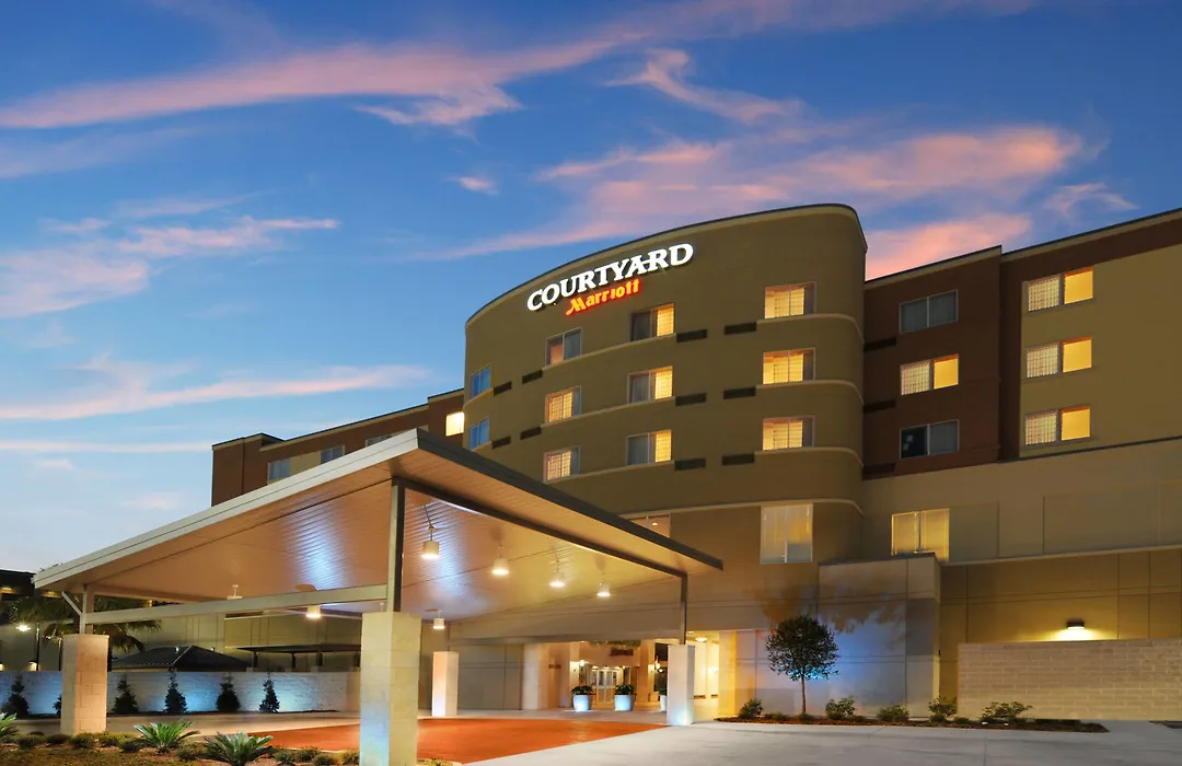 Courtyard Marriott Houston Pearland-1