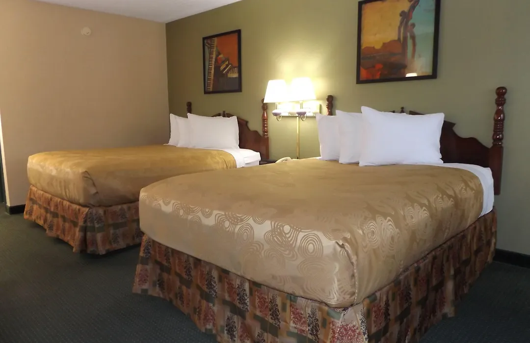 Angel Inn Near Imax, A Travelodge By Wyndham-1