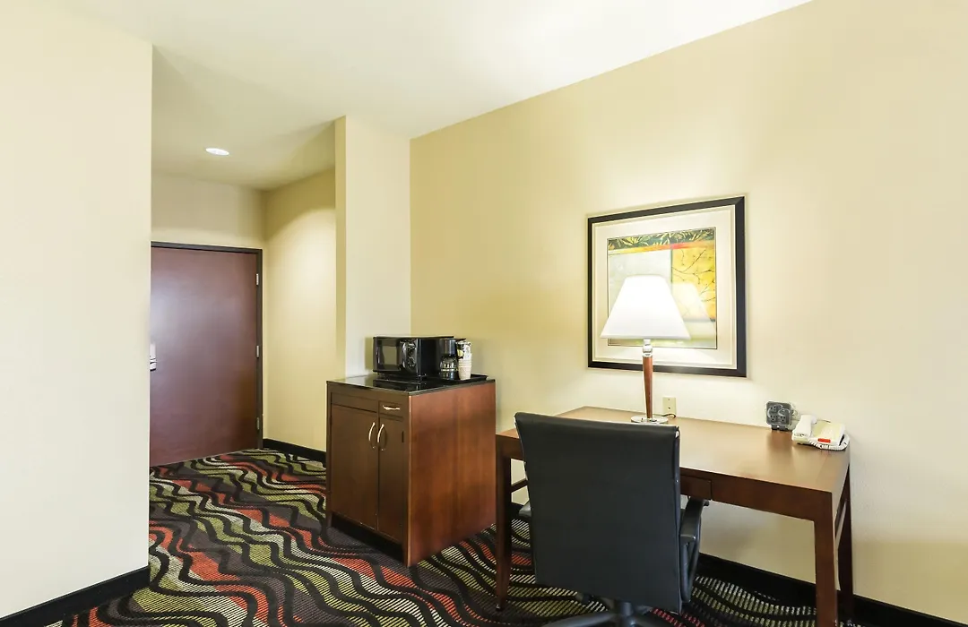 Comfort Suites Beaumont I-10-1